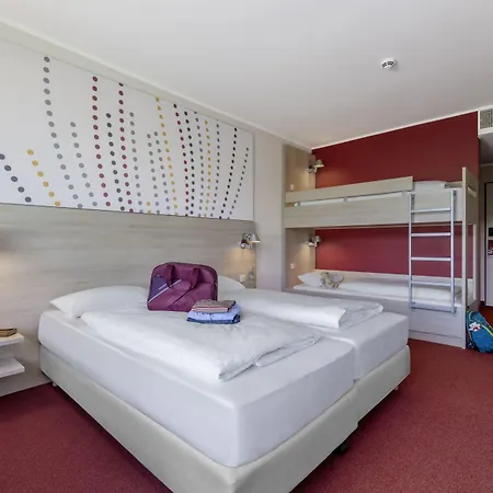 雷姆沙伊德瑟尔维酒店 酒店 雷姆沙伊德